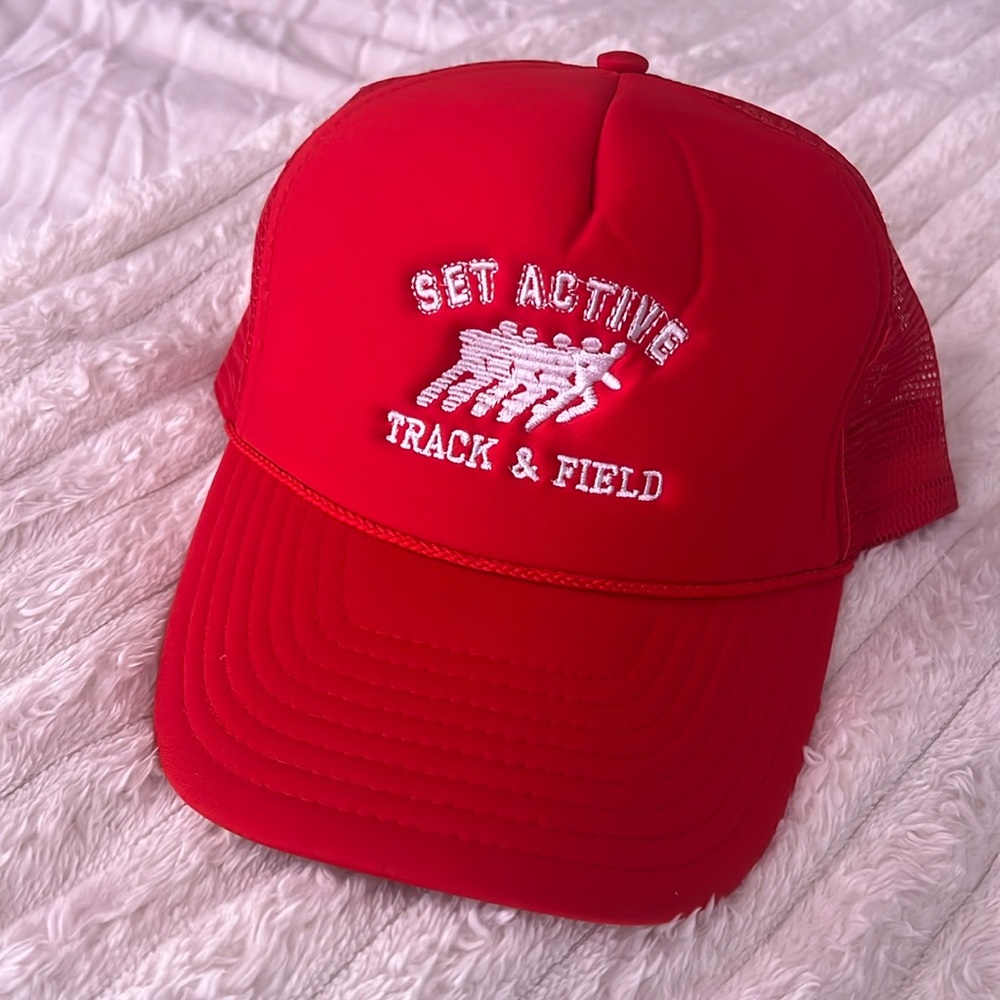 Set Active Red Trucker Hat